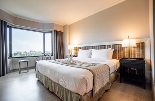 Phitsanulok Hotel | The Grand Riverside Hotel Phitsanulok