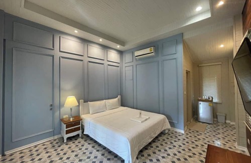 Khanong Phra Hotel | Aob-oun Glamping by Zuzu