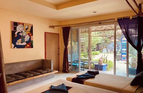 Saladan Hotel | Chaba Bungalows By Zuzu