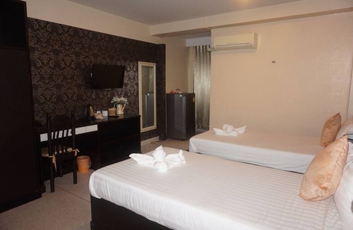 Surin Hotel | Metro Residence