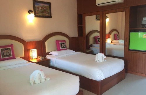 Pang Mu Hotel | Baan Rom Mai