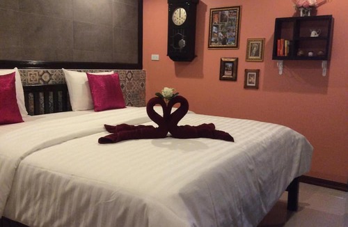 Thani House | TR Guesthouse