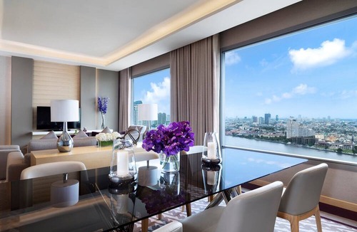 Samre Hotel | Avani+ Riverside Bangkok Hotel