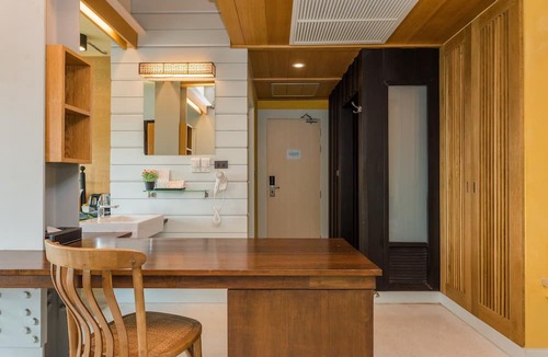 Talat Yot Hotel | Dang Derm in The Park Khaosan