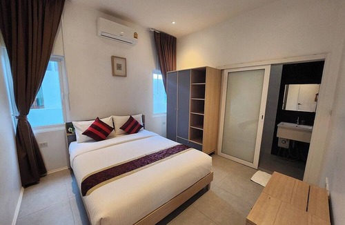 Hin Lek Fai Villa | Jira Pool Villa