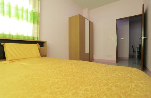 Nai Mueang Hotel | V Residence