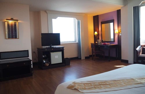 Khon Kaen Hotel | Charoenthani Khonkaen Hotel