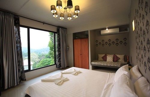 Suan Phueng Hotel | Hi - Scene Resort