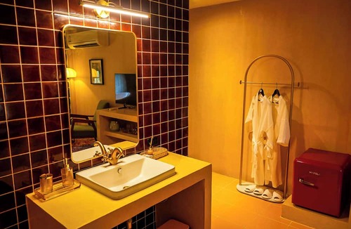 Koh Lan Hotel | The Castello Resort