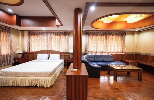 Tha Wung Hotel | Sabai Hotel Lopburi