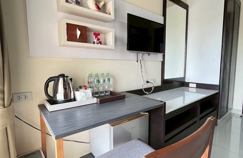 Bang Bua Thong Hotel | AA Resort Hotel