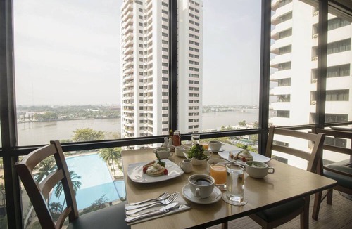 Nonthaburi Hotel | Riverine Place Hotel and Residence