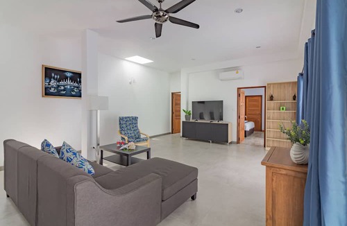 Pratumnak Hill Villa | Private pool 3BDR villa beach at 200m
