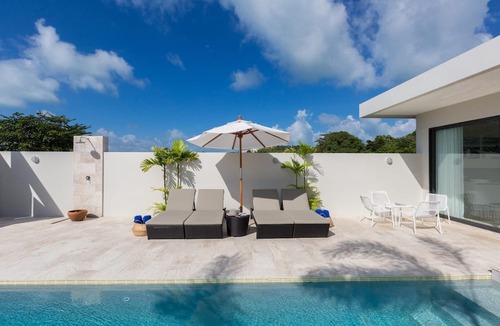 Moo 5 Villa | Skye Beach Hotel