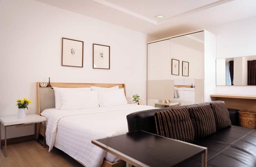 Embassy District Apartment | Baan K Residence