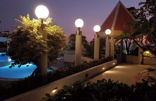 Jomtien Apartment | Jomtien PLAZA Condotel. sleeps 3
