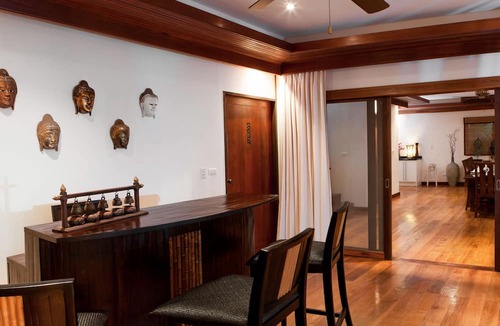 Hua Thanon Villa | Baan Banburee