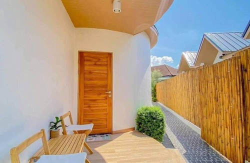 Bang Sare Villa | Rabbit Villa Bangsaray