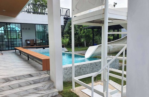 Pak Chong Villa | Nordika Hill Resort by Alphatel