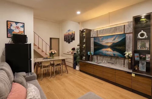 Thanon Phetchaburi House | Entire home in Ratchathewi, Thailand