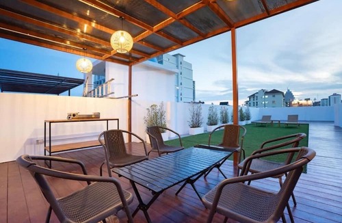 Central Pattaya Villa | Downtown Oasis Pool Villa