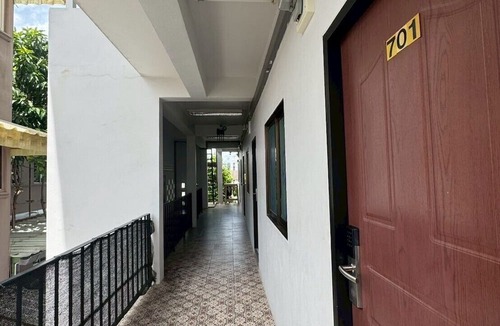 Dok Mai Apartment | Sukhum Suvarnabhumi Airport Guest House