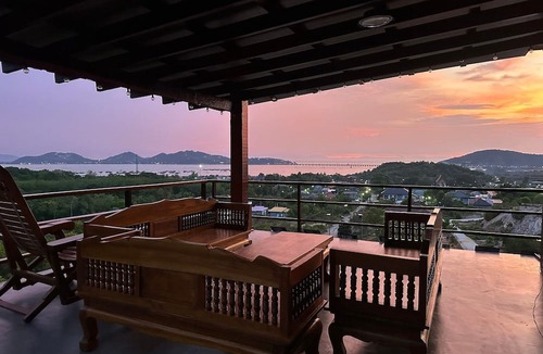 Singhanakhon Villa | Singkora Hill at Khaodang