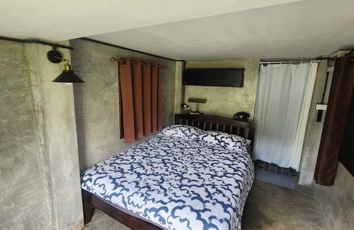 Pai Cabin | Seven 50s