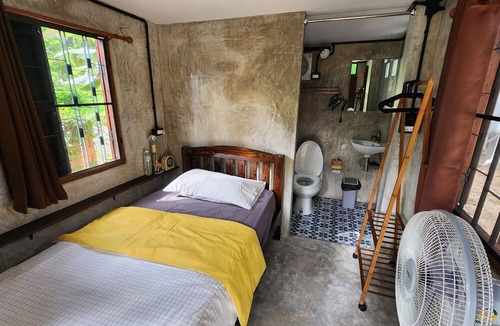 Pai Cabin | Seven 50s