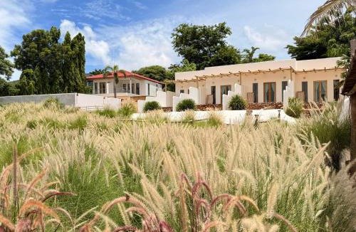 Koh Lan Bed & Breakfast | Kamari Cafe&Resort Kohlarn คามารีคาเฟ่แอนด์รีสอร์ทเกาะล้าน