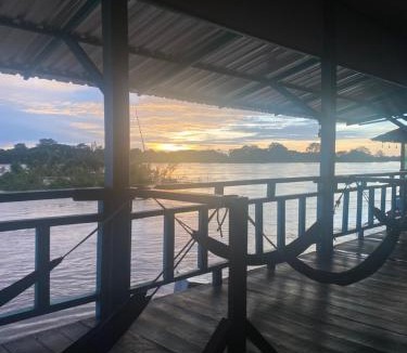 Don Det Hostel | Sompong Sunset View Guesthouse
