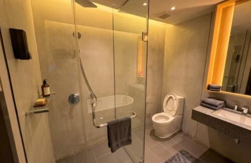 Bang Sare Villa | Pattaya Relaxing Pool Villa