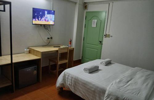 Khu Khot Apartment | ศิริภูมิอพาร์ทเม้นท์ 9