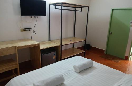 Khu Khot Apartment | ศิริภูมิอพาร์ทเม้นท์ 9