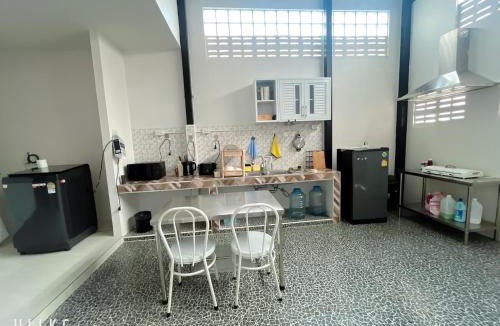 Talat Yai Villa | ApoHouse36 Minimalist townhome near Phuket Old Town