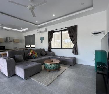 Hua Thanon House | Villa Kiwi Nest Serene 3BR Pool Haven