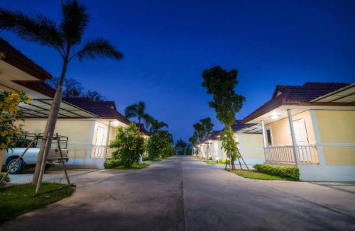 Lop Buri Hotel | ตะวันรีสอร์ทลพบุรี Tawan resort lopburi