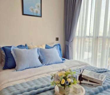 Ladprao Apartment | A Calm Bangkok Stay with Pool & Private Balcony