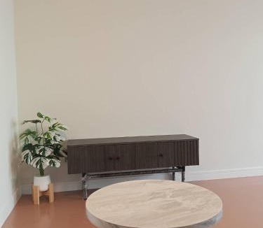 Bang Kra So Apartment | Chao Phraya River Breeze Condo with Tub near MRT