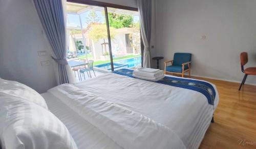 Saen Suk Villa | บ้านออมPool villa บางแสน sin