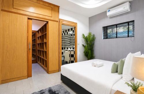 Jomtien Villa | Pool Villa Pattaya Phratumnak C1 - 4 bedroom
