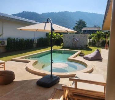 Maret Villa | Villa TEVA - Piscine Privée - 5 minutes de marche des Plages - Lamai