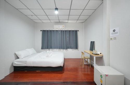 Ban Phan Thom Apartment | At Pranakorn - สามเสน