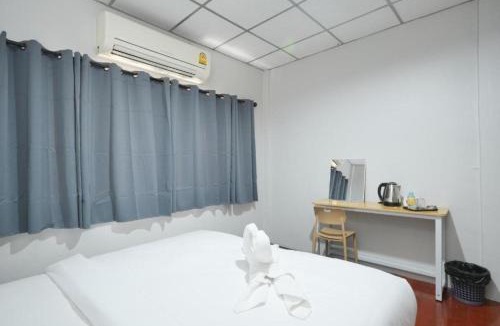 Ban Phan Thom Apartment | At Pranakorn - สามเสน