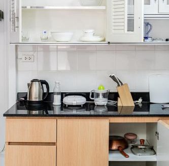Thonglor House | Jasmine Villa - Suite & Balcony- BTS Thonglor