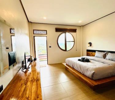 Mok Cham Pae Apartment | เทียนเผิง บ้านรักไทย