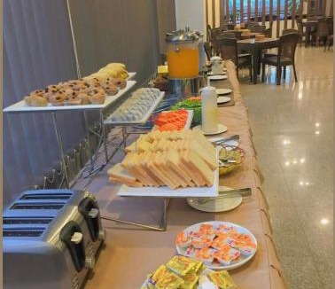 Pakse Hotel | Intouch Riverside Hotel