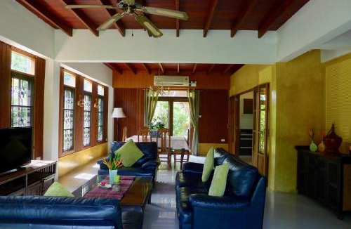 Nai Harn Villa | Symphony Villa