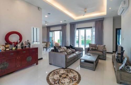 Hua Hin Villa | Villa Jade