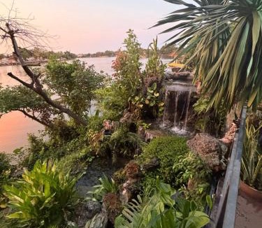 Ratchaburi House | River Life Inn